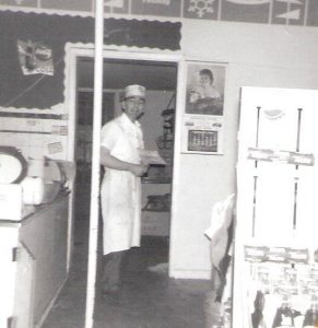 Dallas McKain - grocery store