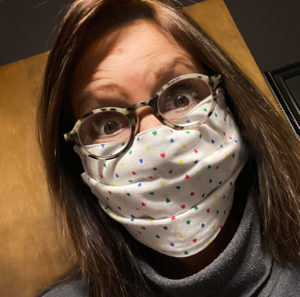 my mama put hearts on my mask because she loves me