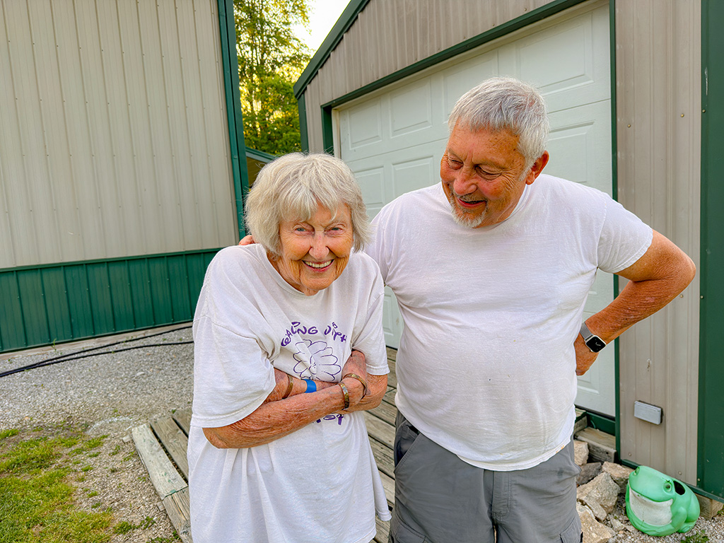 Mom & Carl: Pesky neighbors