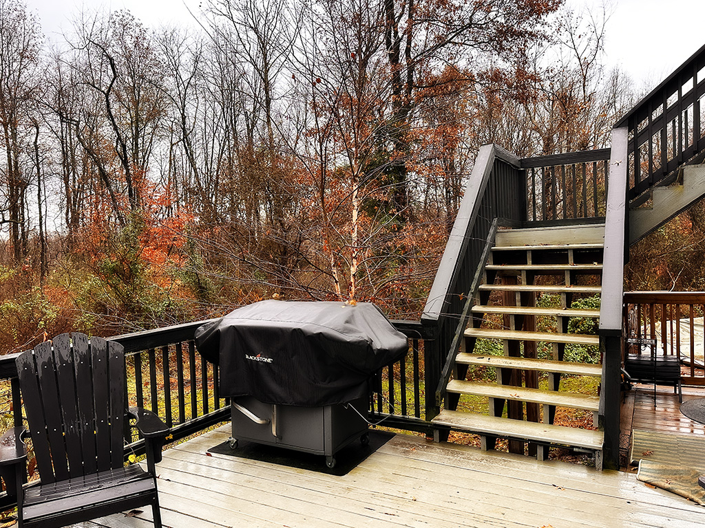 land away from the Internet